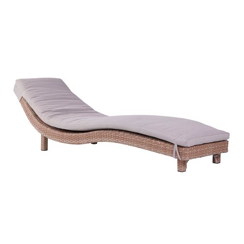 Reposera Rattan Curva Austin Con Almohadon Beige Outzen